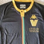 Venezia FC | Primera equipación 23/24 photo review